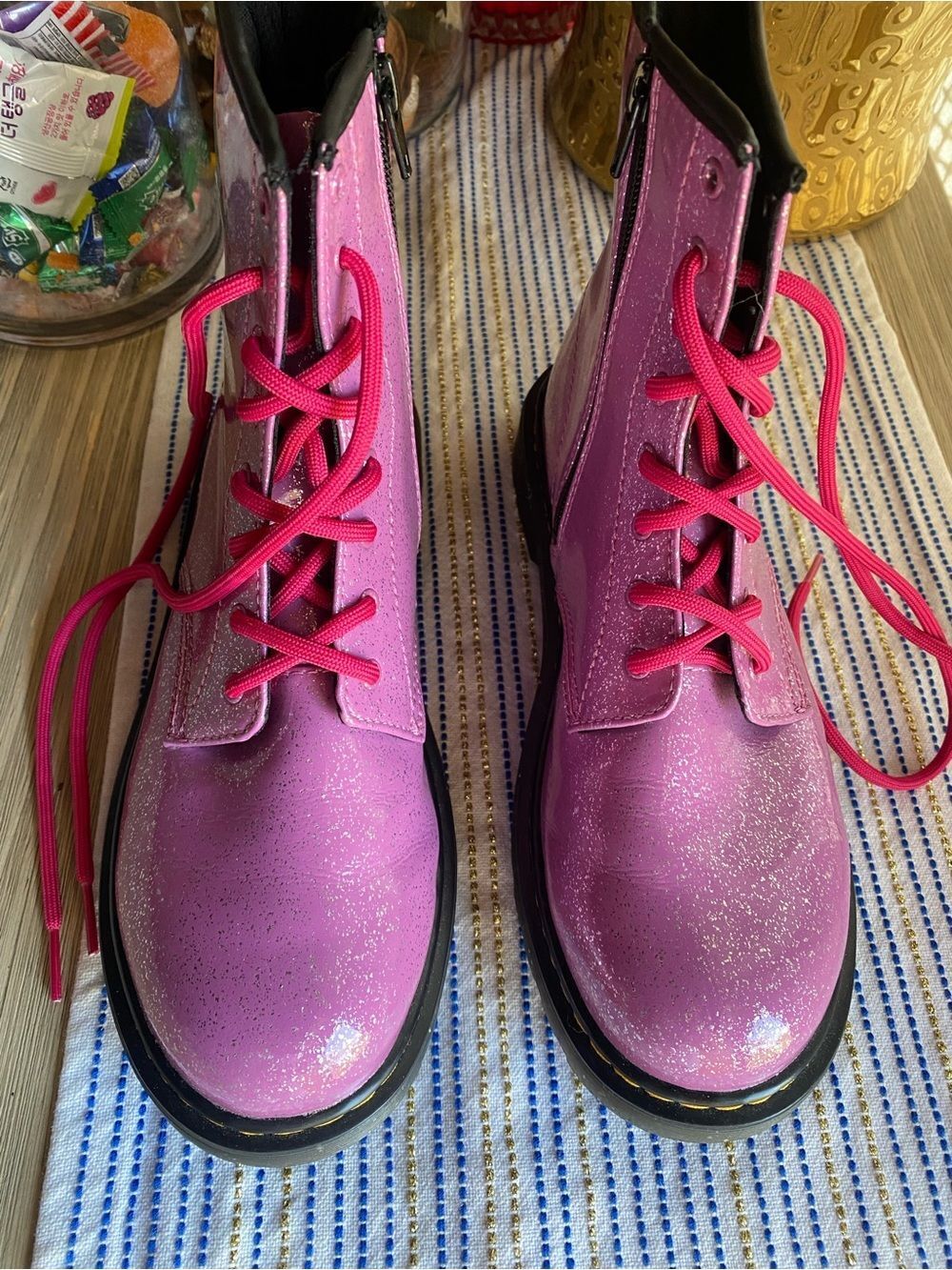Dr. Martens pink Sparkle Shiny Glitter 1460 Lace Up Womens Sz 7 - Picture 3 of 13
